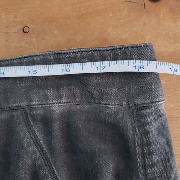 Sarah Pacini Medium Size 8/10 Gray Distressed Mini Skirt - Picture 6 of 10